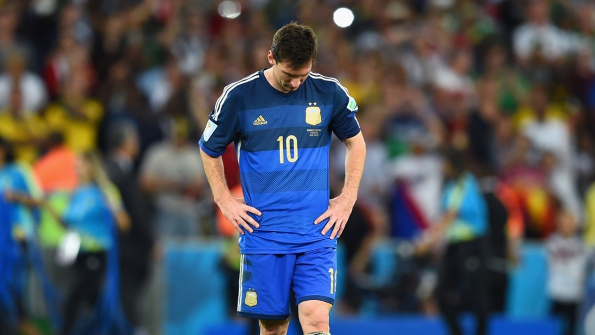 Lionel-Messi-woe-after-Argentina-lose-the-Wor_3172279_1.jpg